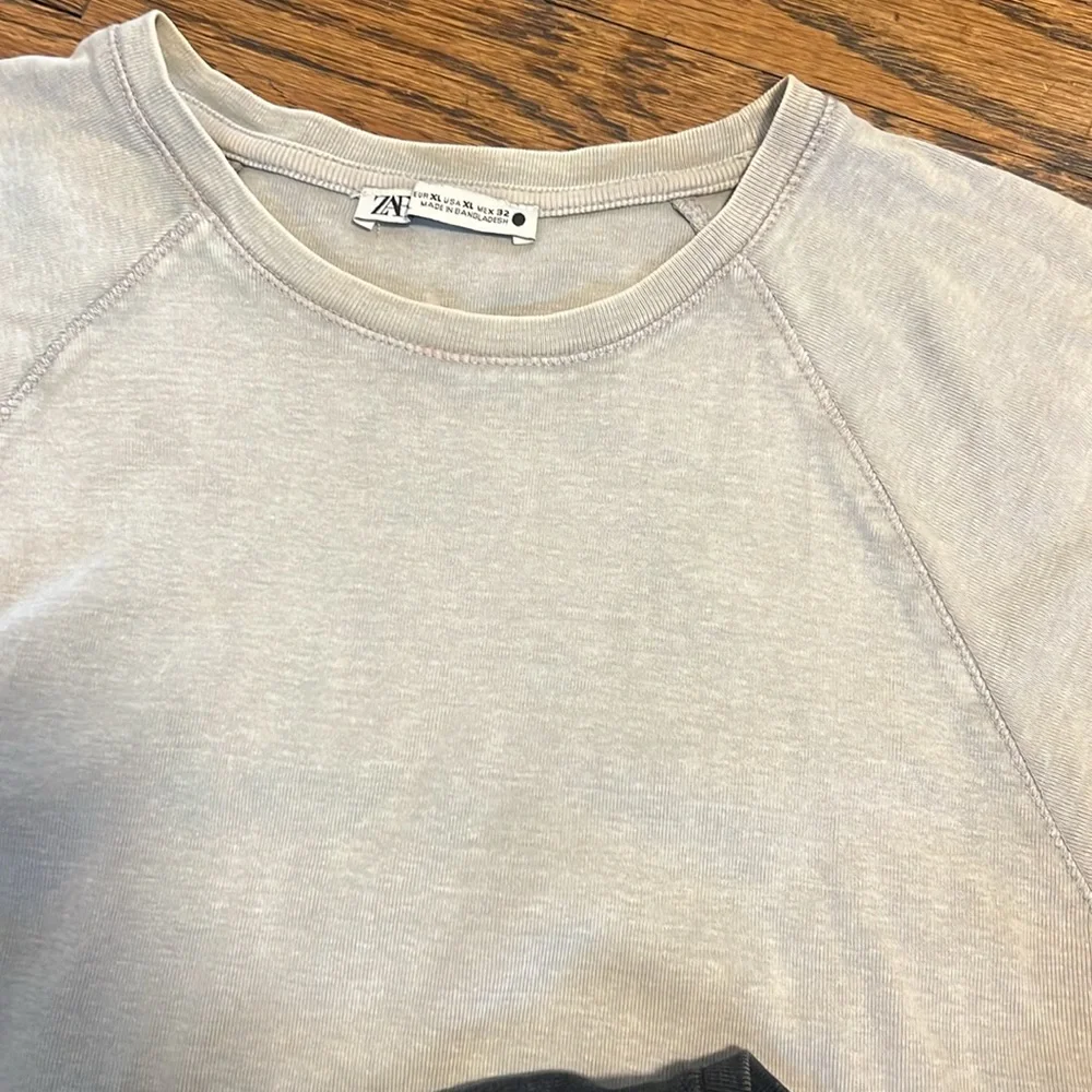 Bundle of two Zara tshirts - Picture 2 of 4